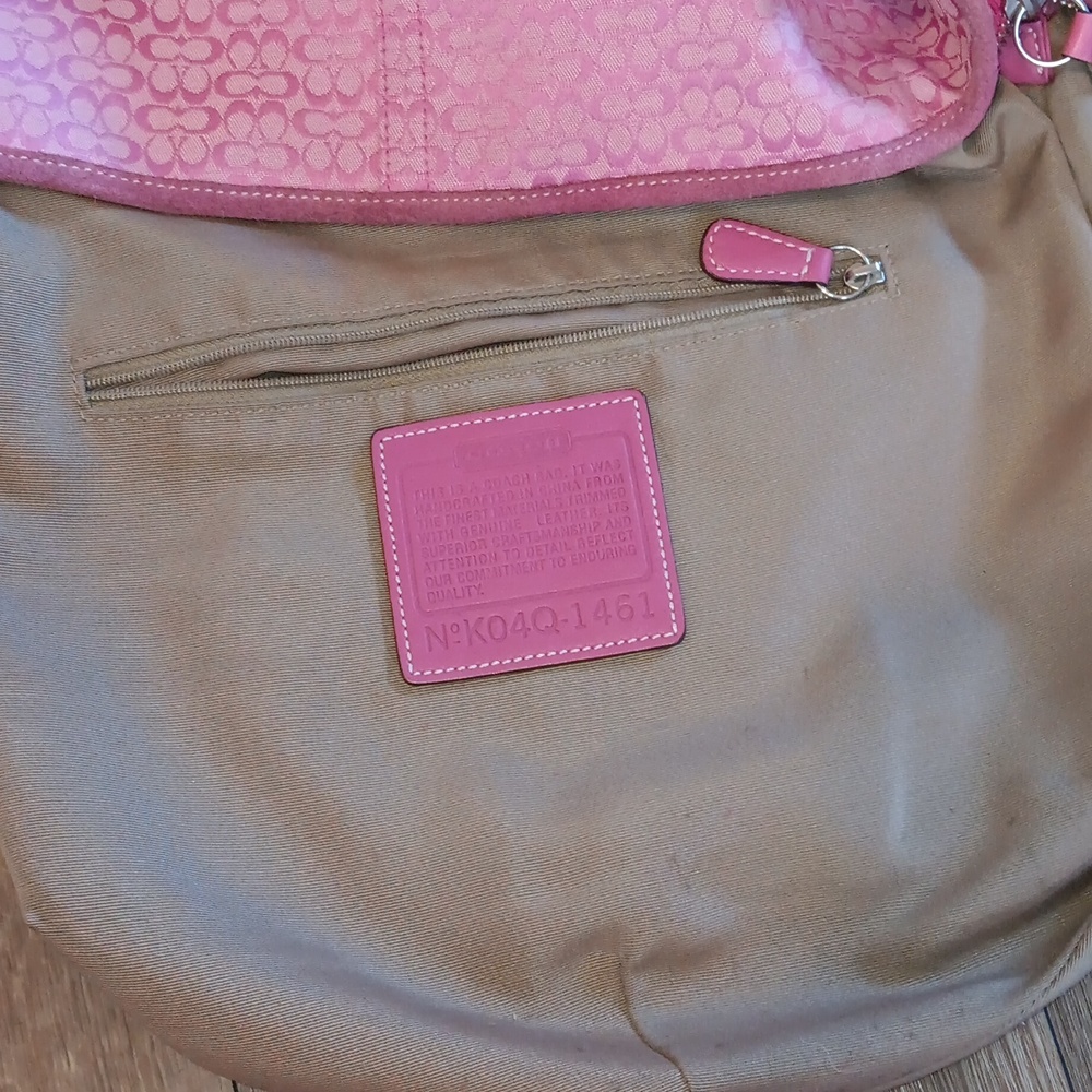 Coach Pink Y2k Hobo Bag - Picture 12 of 15